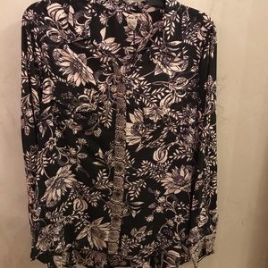 LAST ONE!!! Lola. P. Blouse